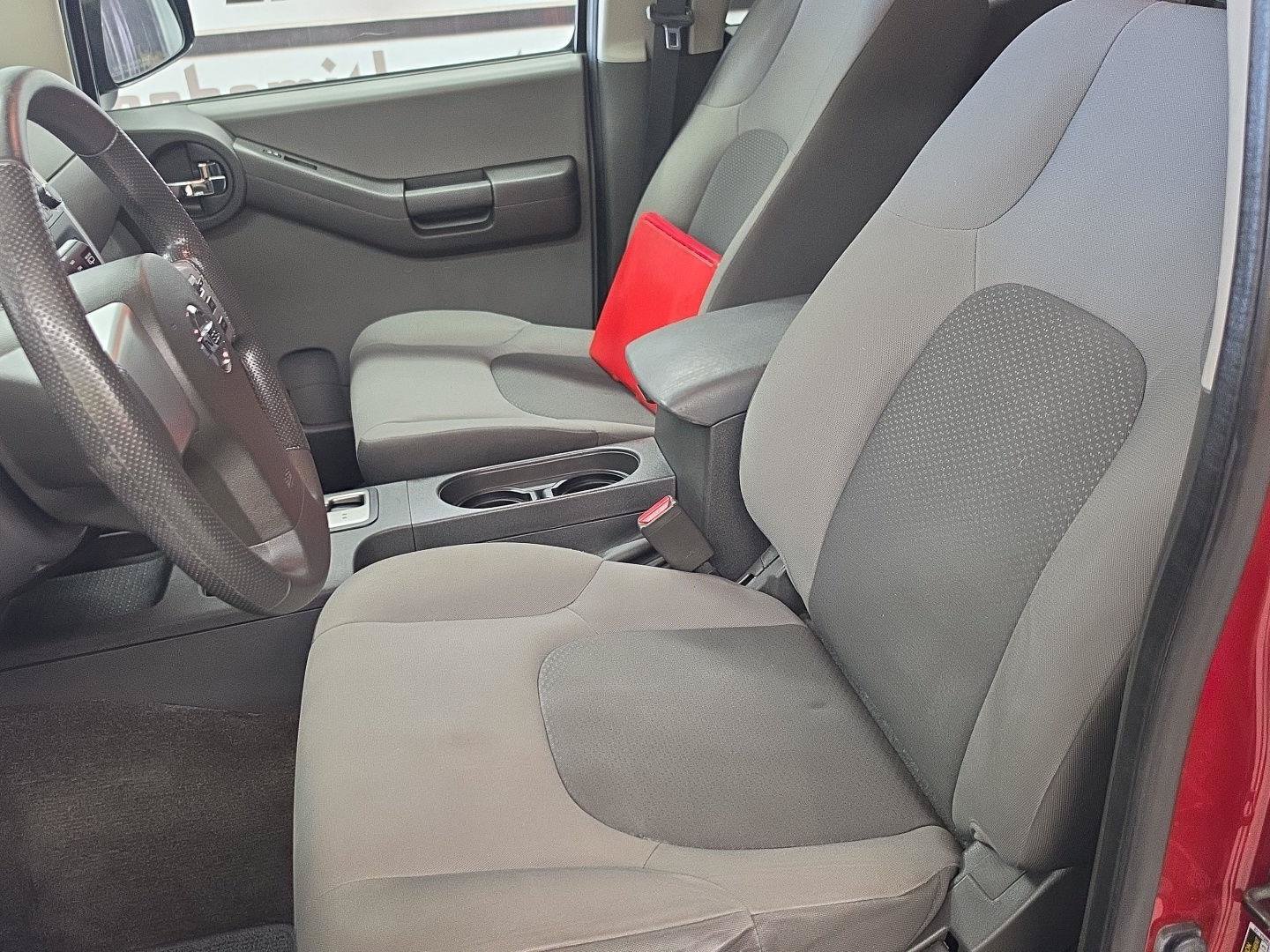 Used 2013 Nissan Xterra S AWD/4WD image 6