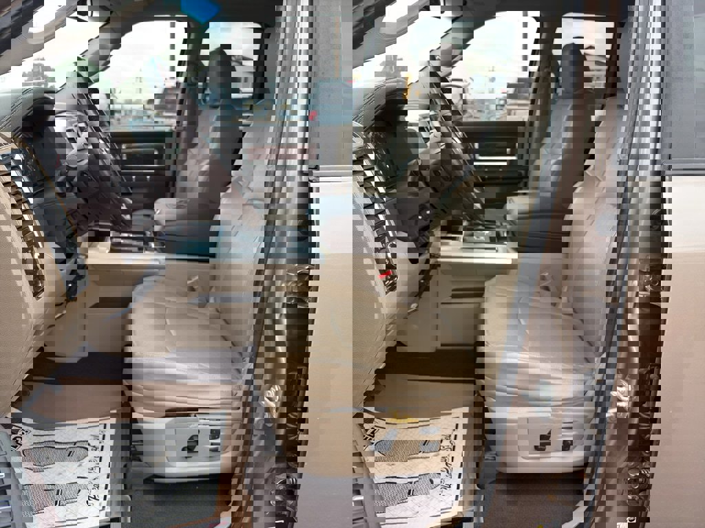 Used 2009 Dodge Ram 1500 Truck Laramie AWD/4WD image 17