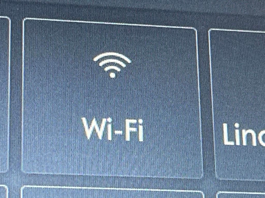 Used 2020 Lincoln Nautilus Reserve w/ Equipment Group 201A image 34