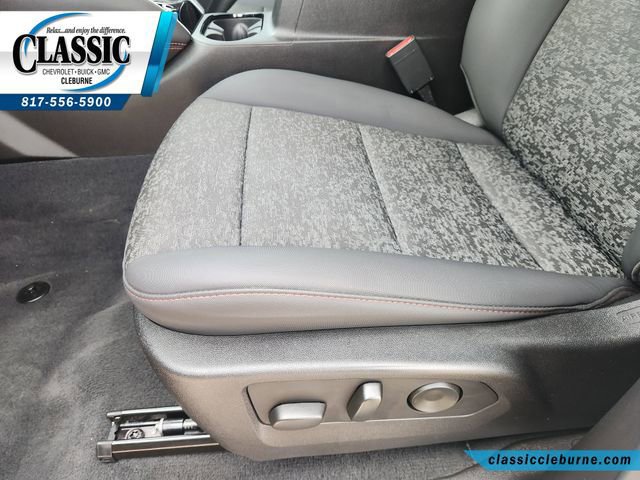 Used 2024 Chevrolet Colorado Z71 w/ Z71 Convenience Package 2 image 33