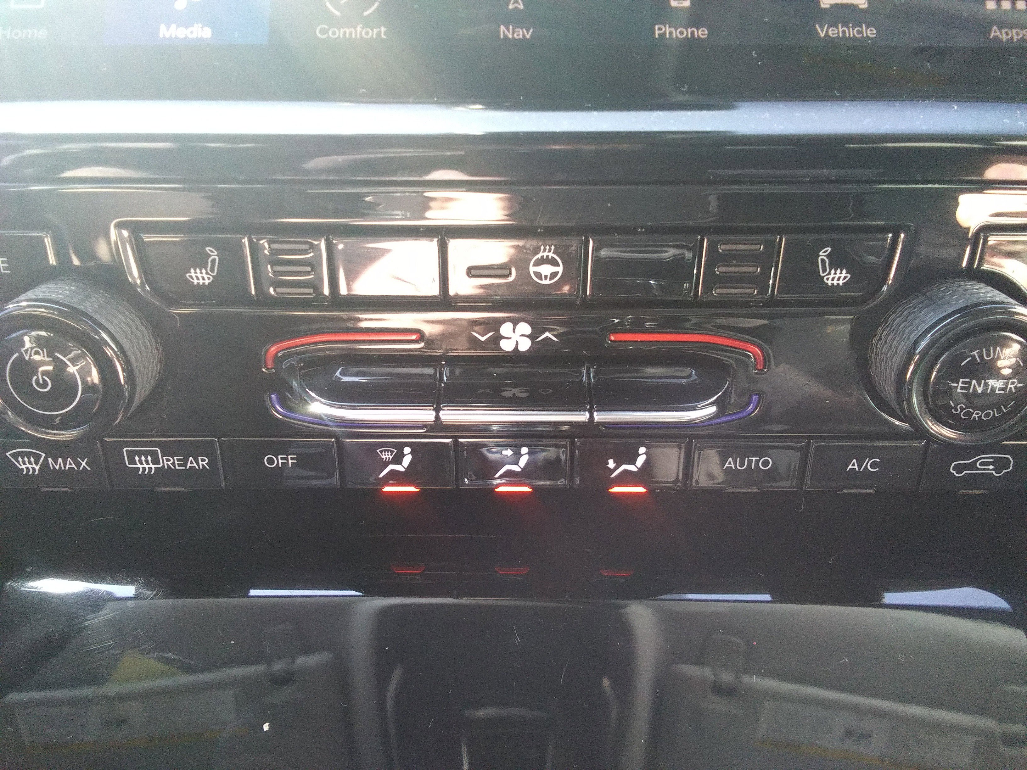 Used 2022 Jeep Grand Cherokee Limited image 22