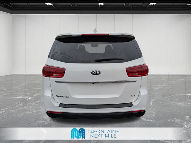 Used 2019 Kia Sedona LX FWD image 4