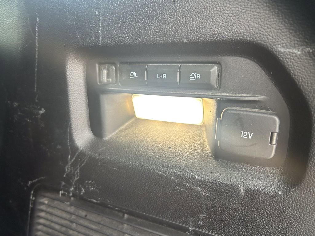 Used 2021 Ford Explorer Platinum w/ Equipment Group 601A image 17