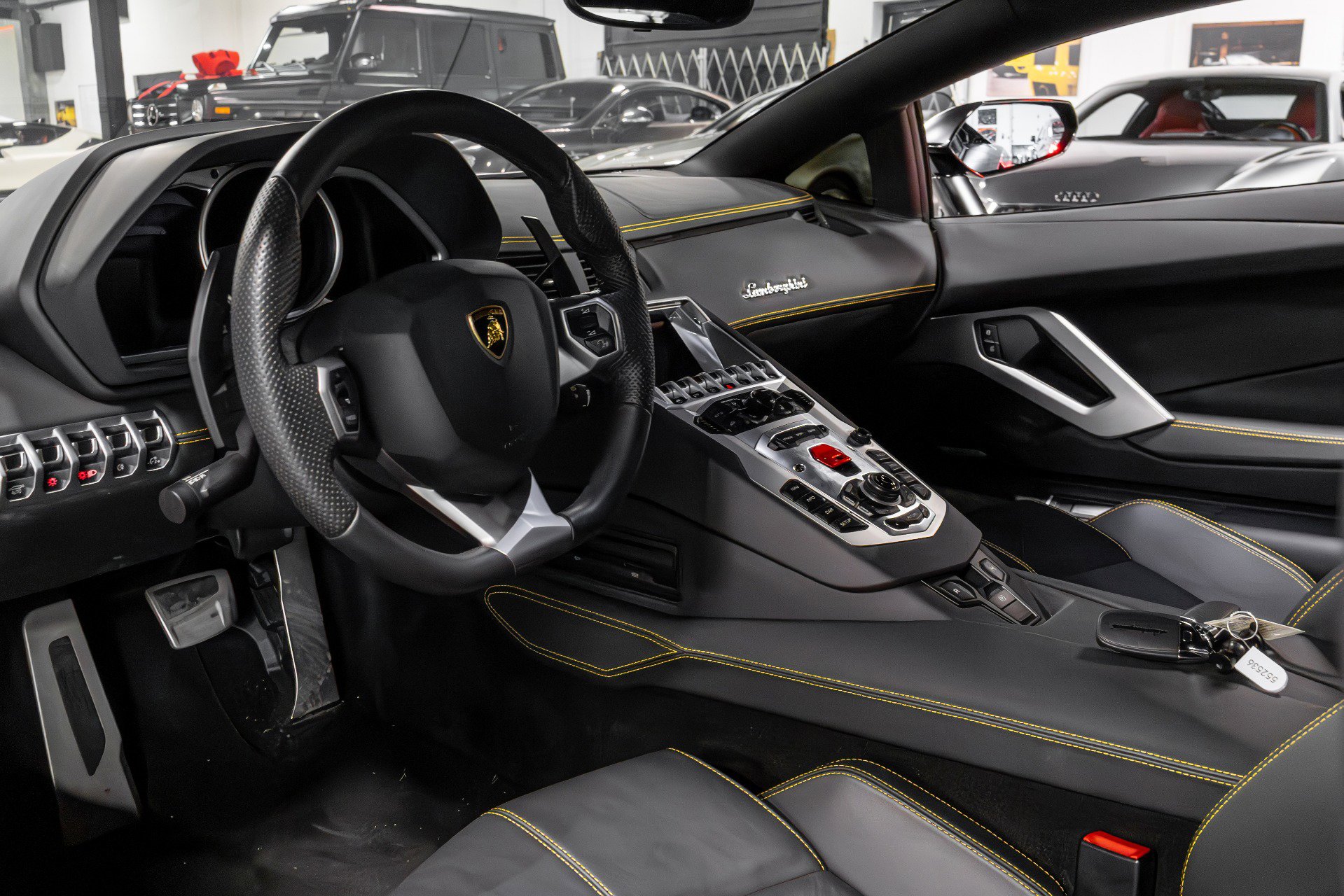 Used 2014 Lamborghini Aventador LP 700-4 image 8