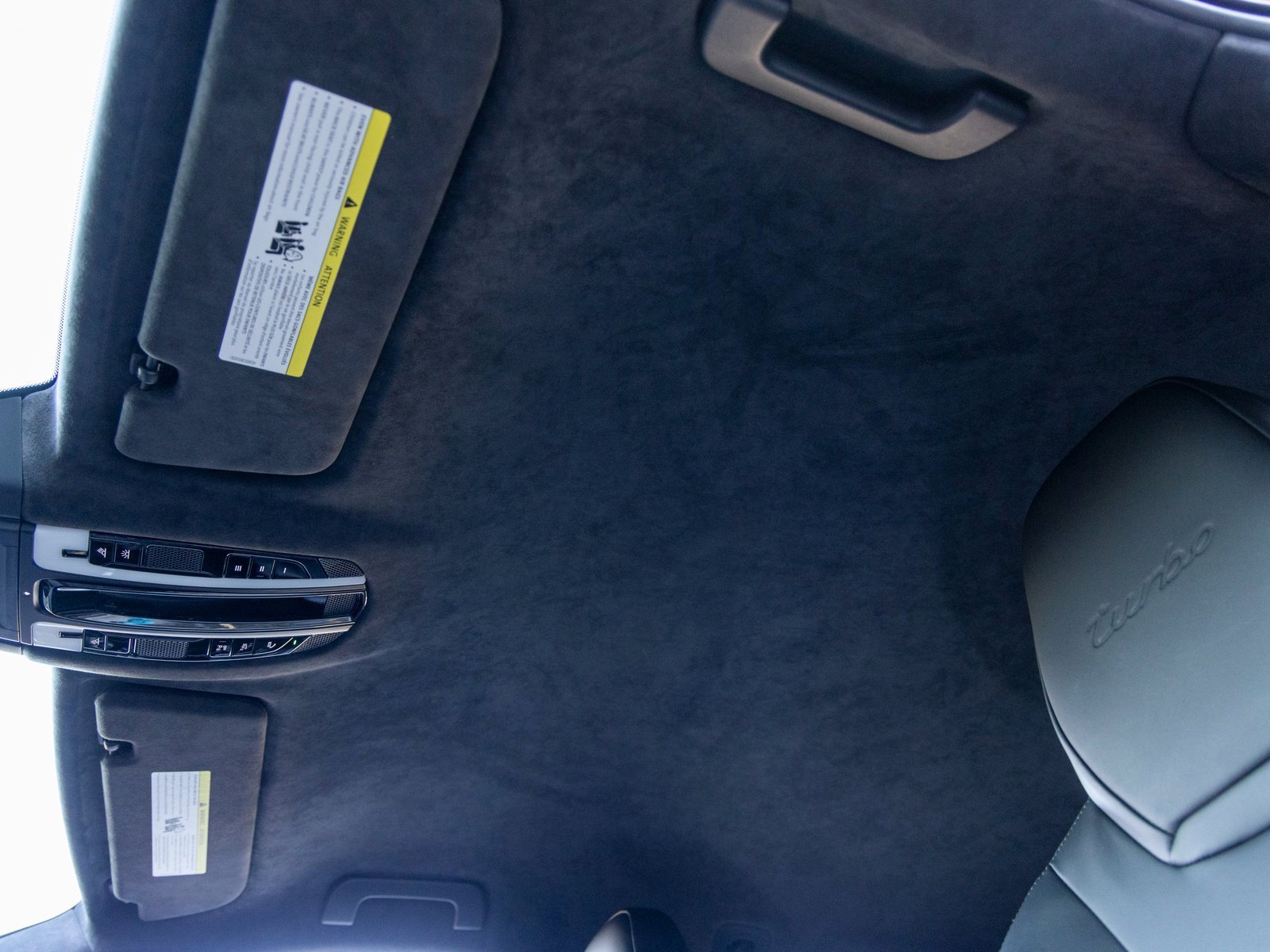 Certified 2020 Porsche Cayenne Turbo image 31