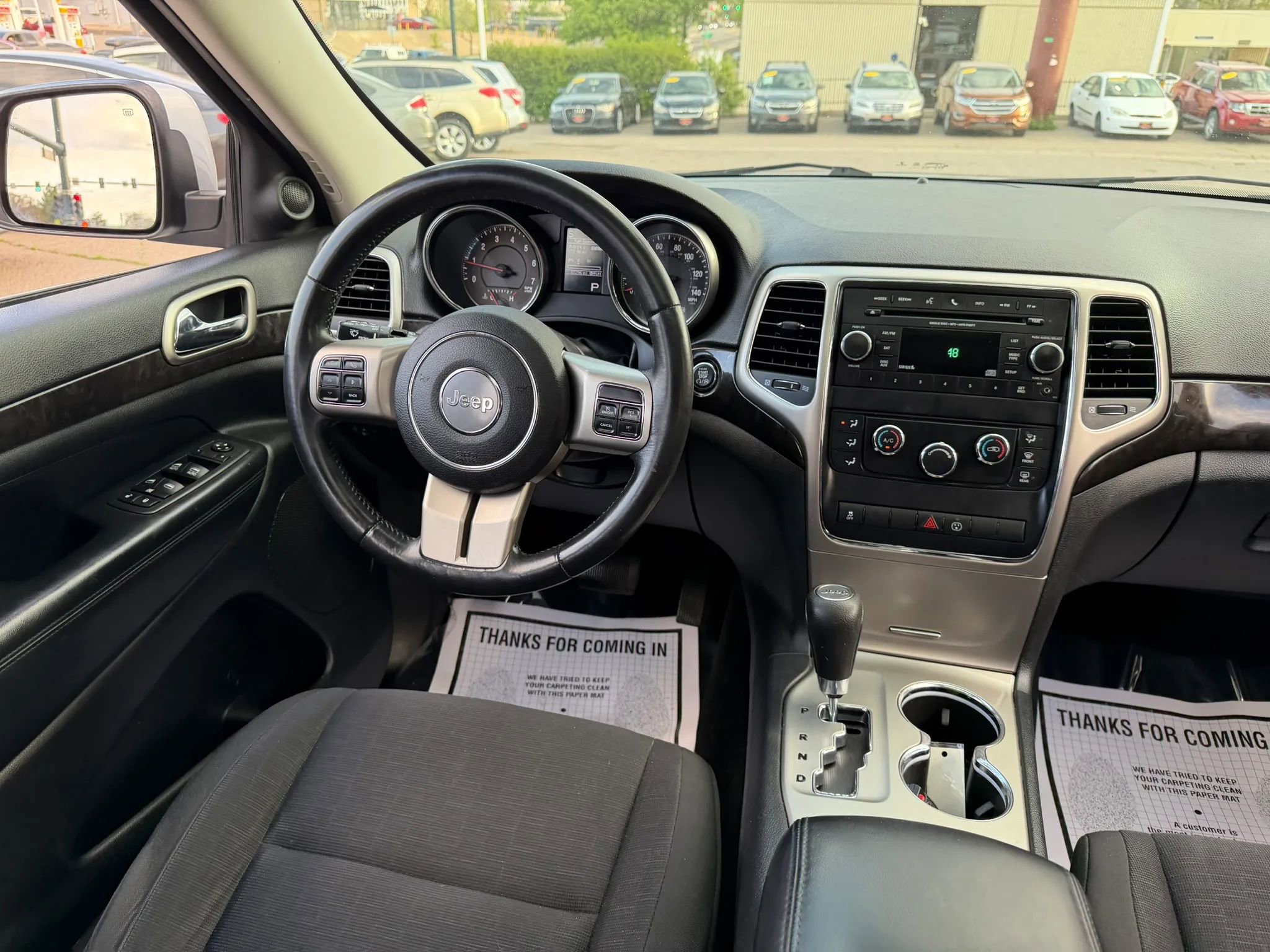Used 2013 Jeep Grand Cherokee Laredo w/ Laredo E Group AWD/4WD image 27