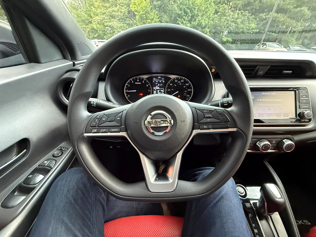 Used 2018 Nissan Kicks S image 17
