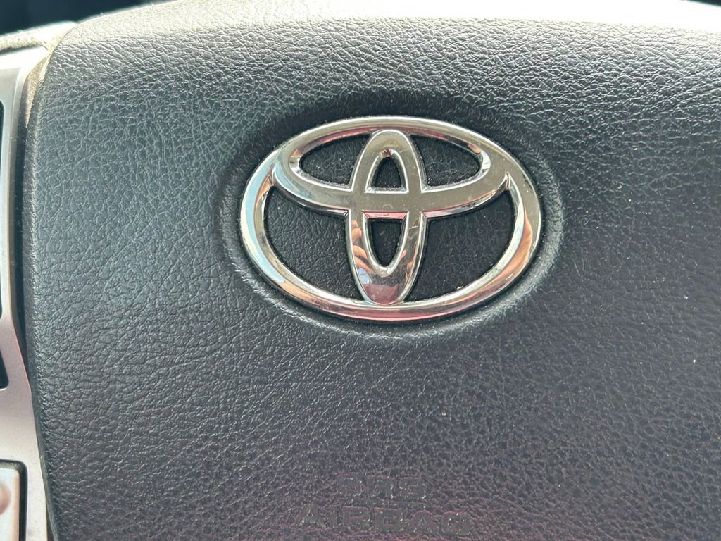 Used 2019 Toyota 4Runner SR5 image 38