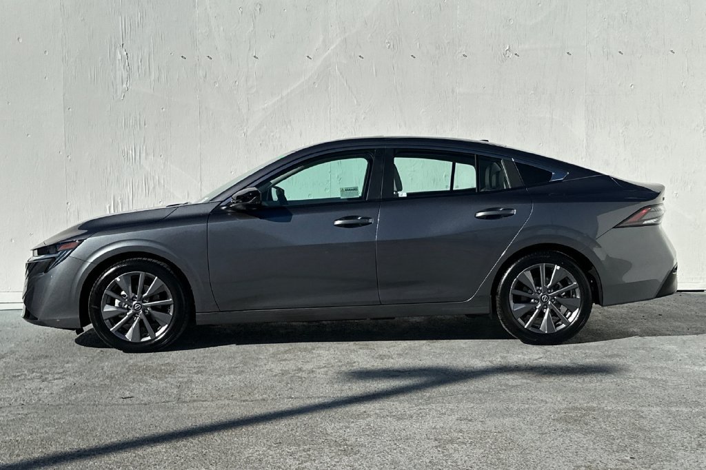 Certified 2026 Nissan Sentra SL w/ Floor Mat Package FWD image 7