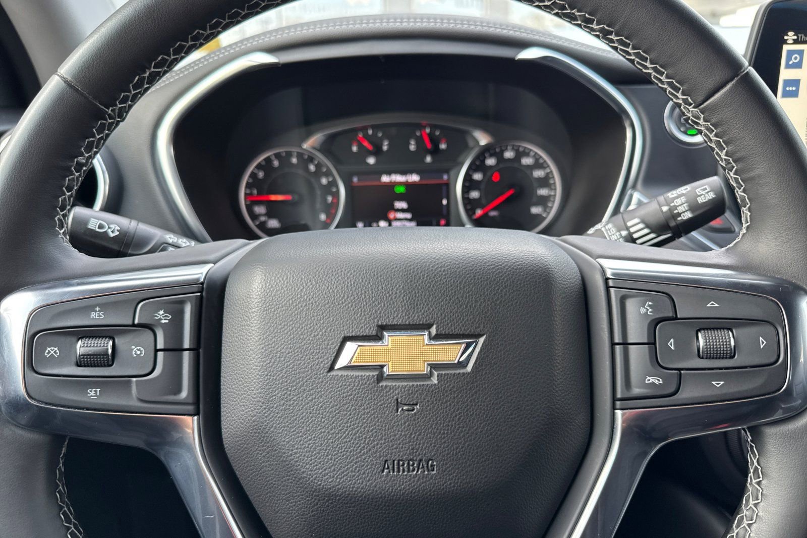 Certified 2025 Chevrolet Blazer LT w/ Sound & Technology Package image 27