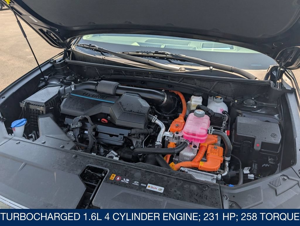Certified 2025 Hyundai Tucson Limited AWD/4WD image 39