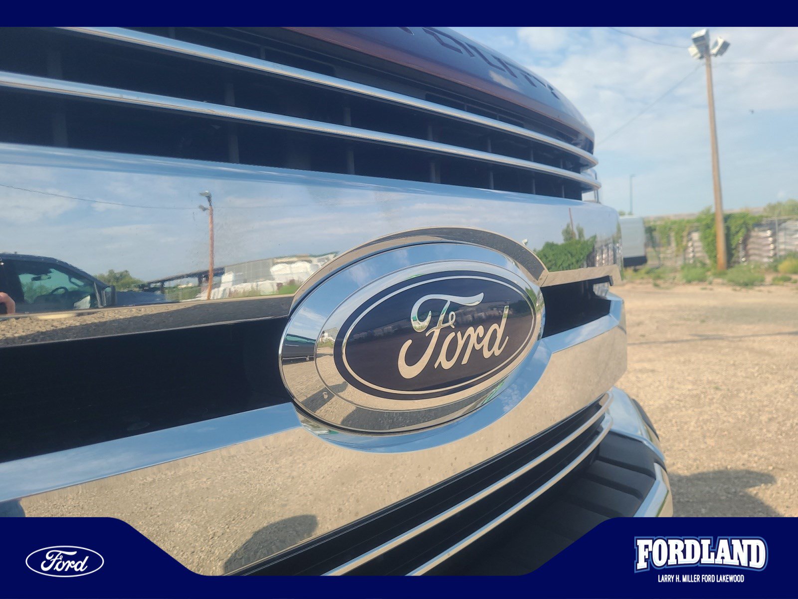 Used 2017 Ford F350 Lariat w/ Chrome Package AWD/4WD image 23