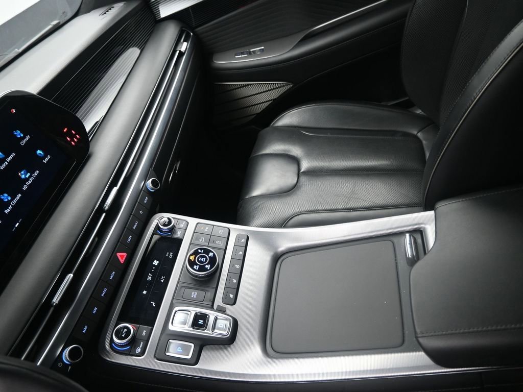 Used 2024 Hyundai Palisade Calligraphy image 19