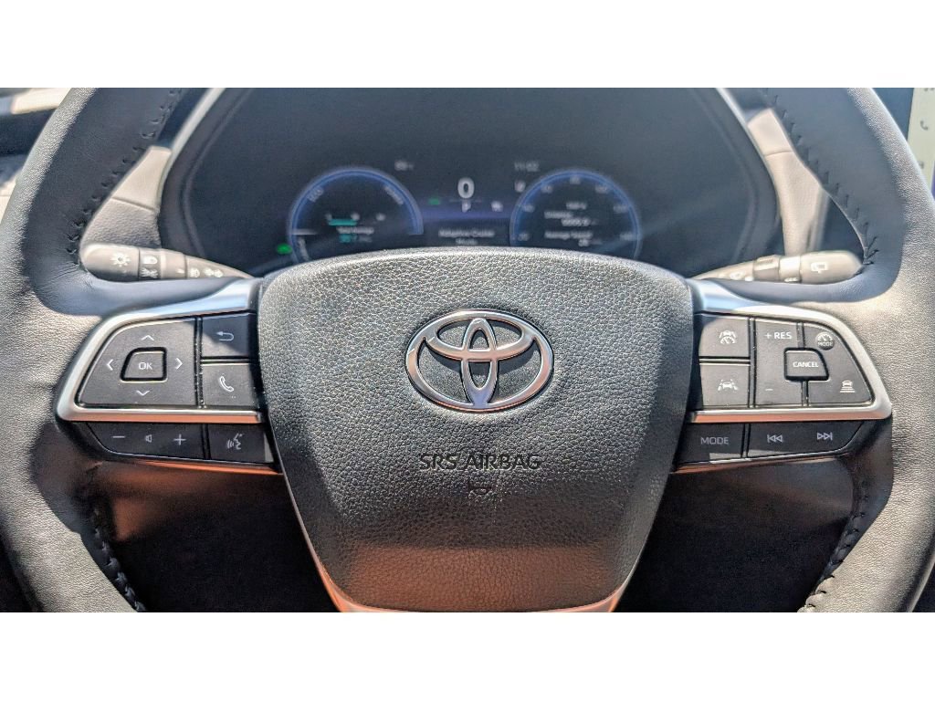Used 2024 Toyota Grand Highlander Limited image 21