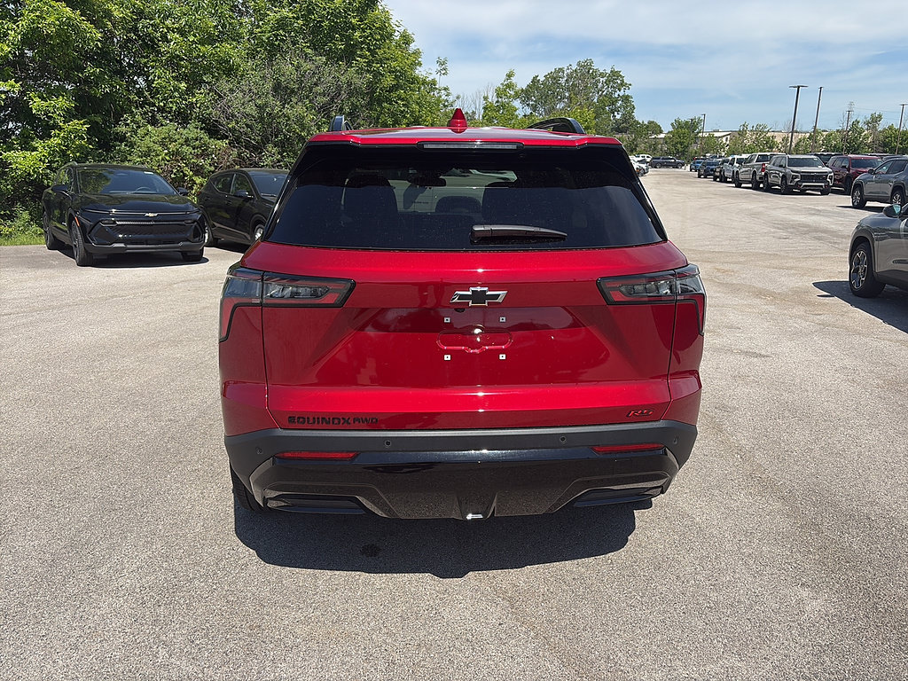 New 2026 Chevrolet Equinox RS w/ Convenience Package III AWD/4WD image 4