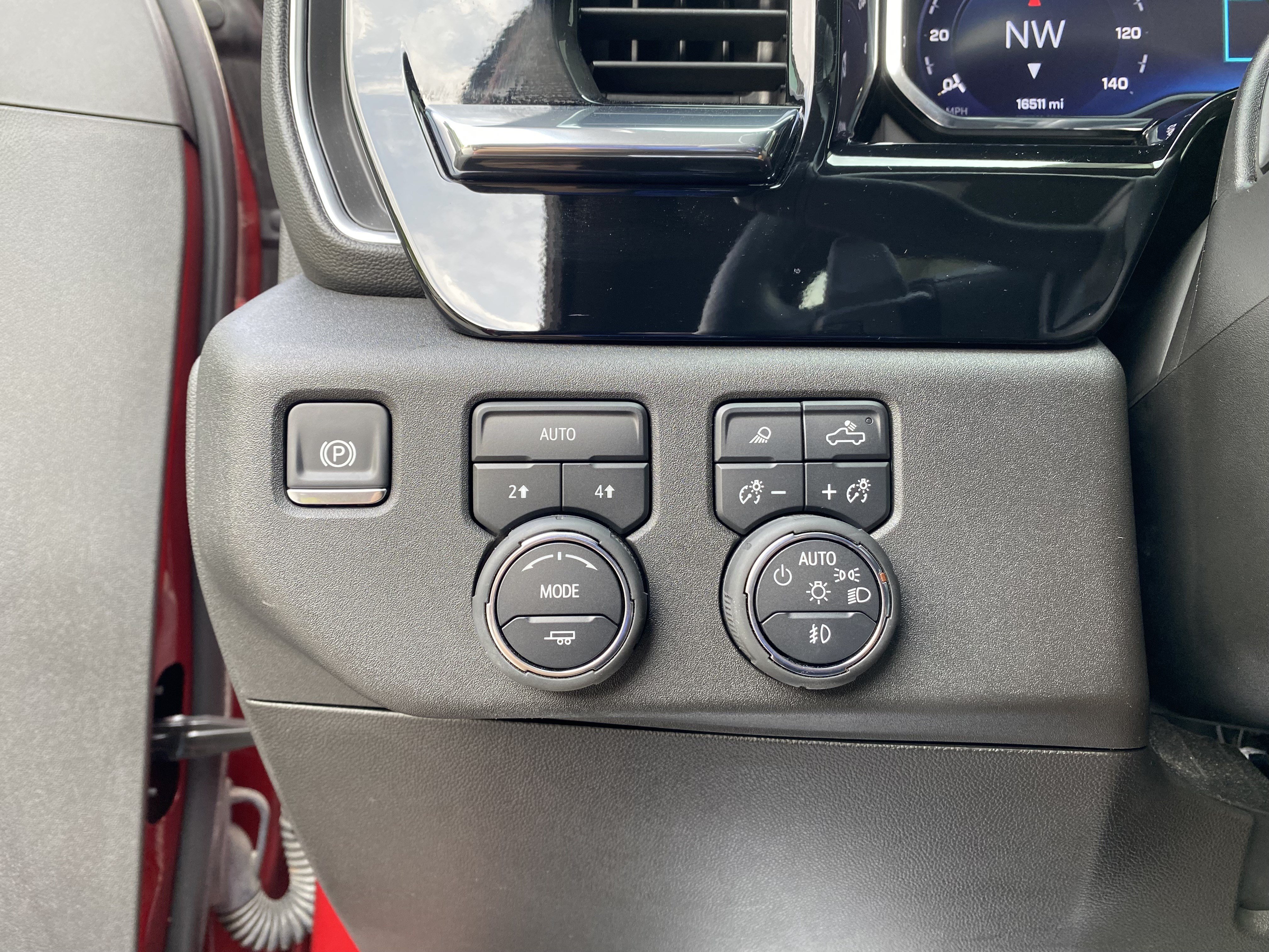 Used 2025 Chevrolet Silverado 1500 RST w/ RST All Star Premium Package AWD/4WD image 18