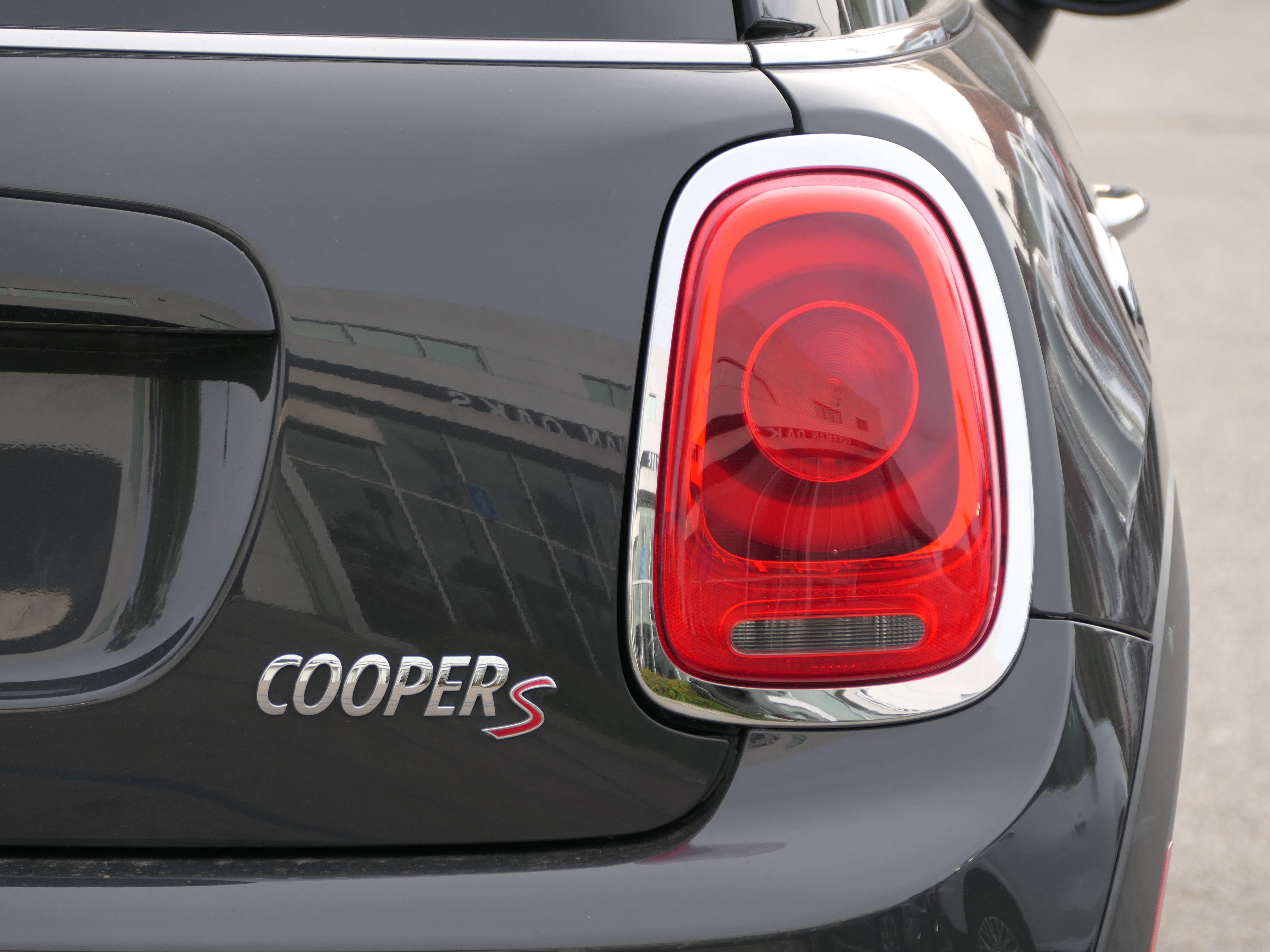 Used 2014 MINI Cooper S FWD image 5