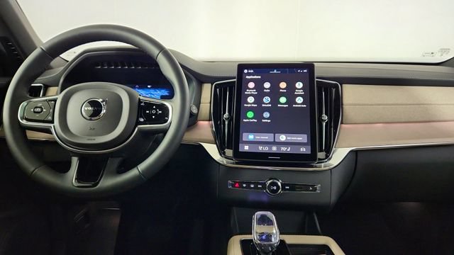 New 2026 Volvo XC90 B6 Plus w/ Protection Package AWD/4WD image 26