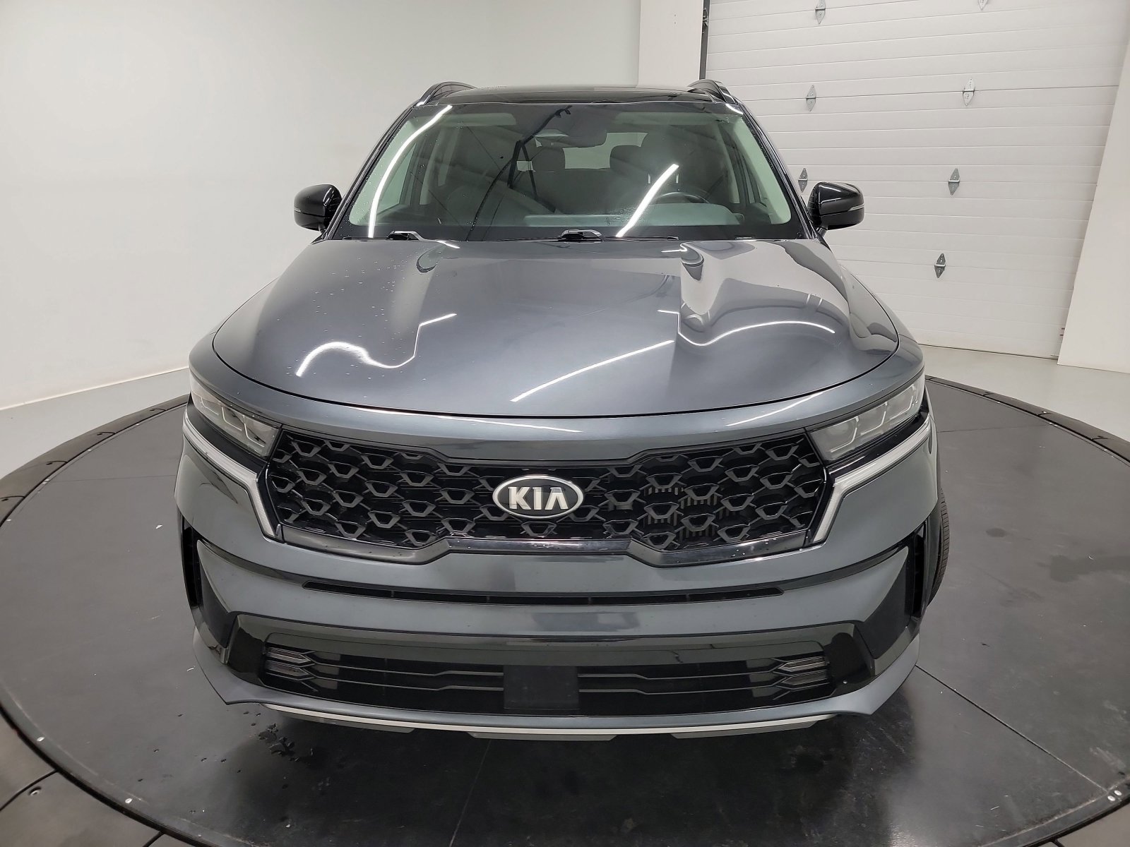 Used 2021 Kia Sorento SX image 2