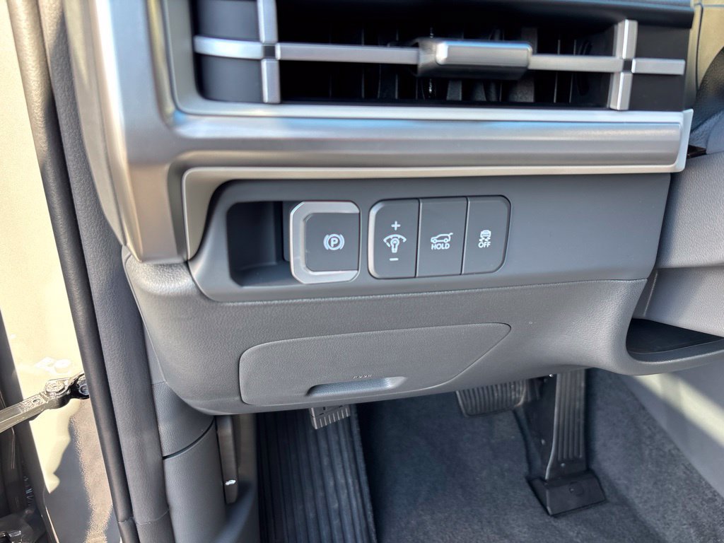 New 2026 Hyundai Santa Fe SE AWD/4WD image 13