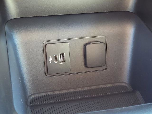 New 2026 Ford Explorer Active image 24