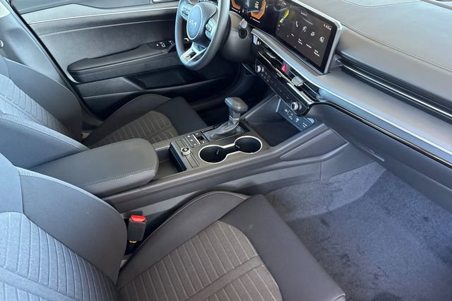 New 2026 Kia K5 LXS image 17