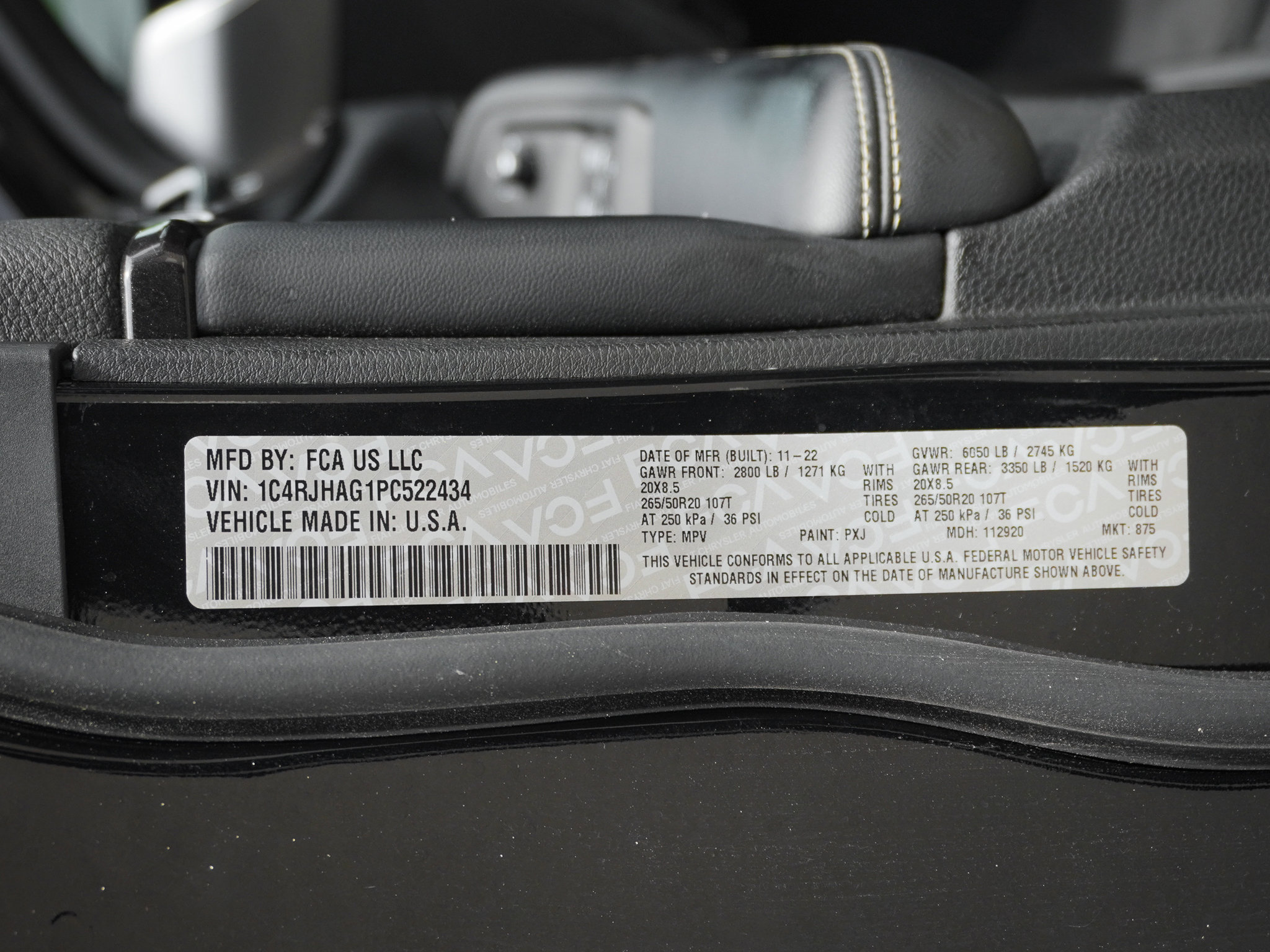 Used 2023 Jeep Grand Cherokee Altitude image 32
