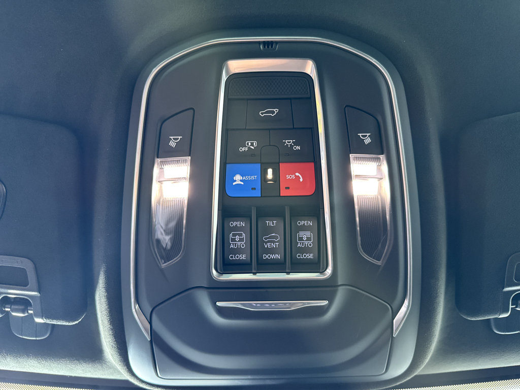 New 2026 Jeep Grand Cherokee L Summit w/ Obsidian Package AWD/4WD image 37