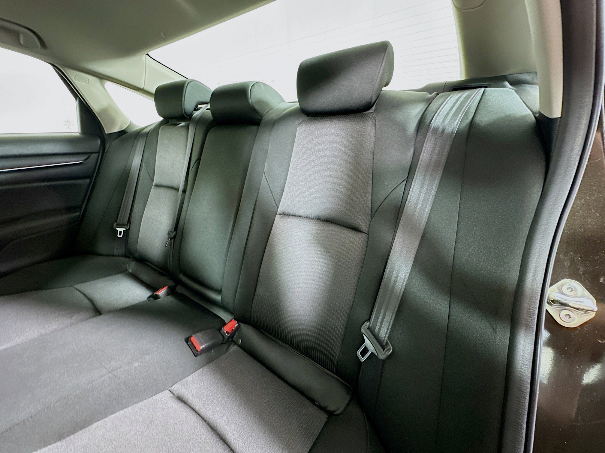 Used 2018 Honda Accord EX image 23