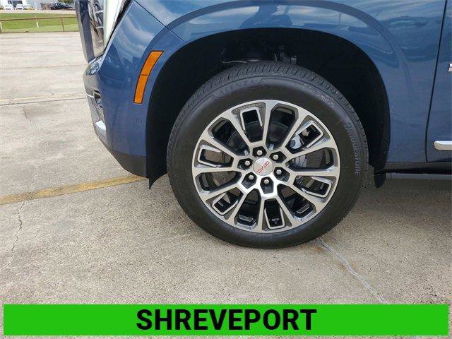 New 2026 GMC Yukon Denali w/ Denali Reserve Package image 4