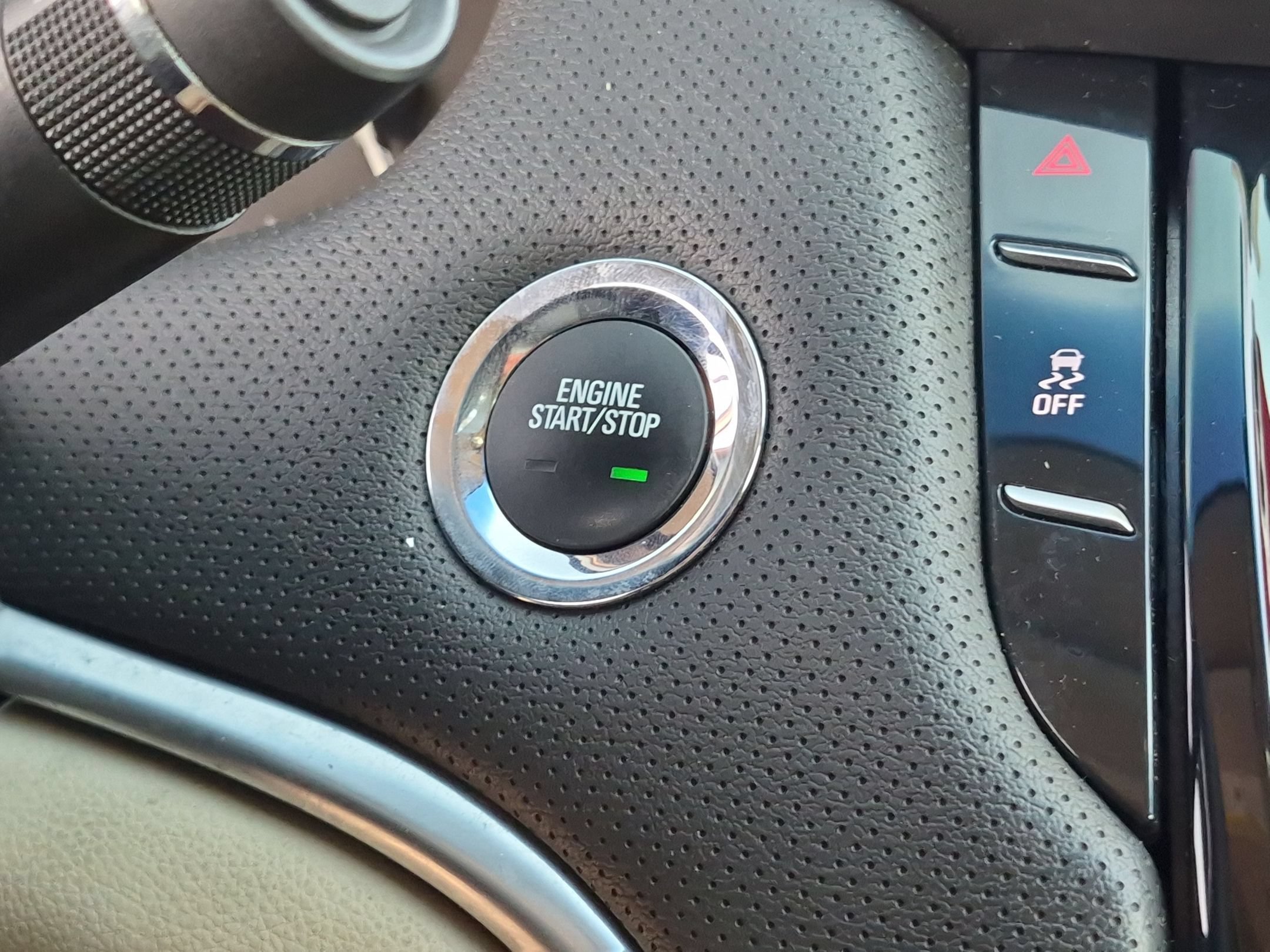 Certified 2018 Cadillac XTS Luxury FWD image 15