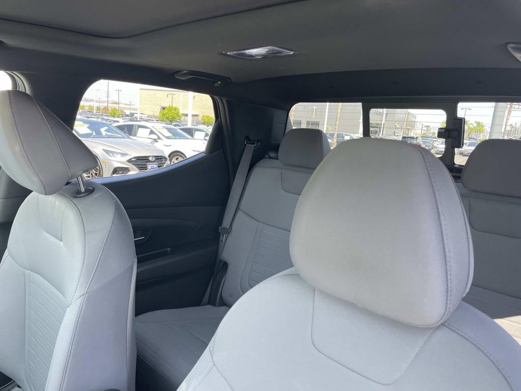 Certified 2022 Hyundai Santa Cruz SEL w/ Activity Package FWD image 22