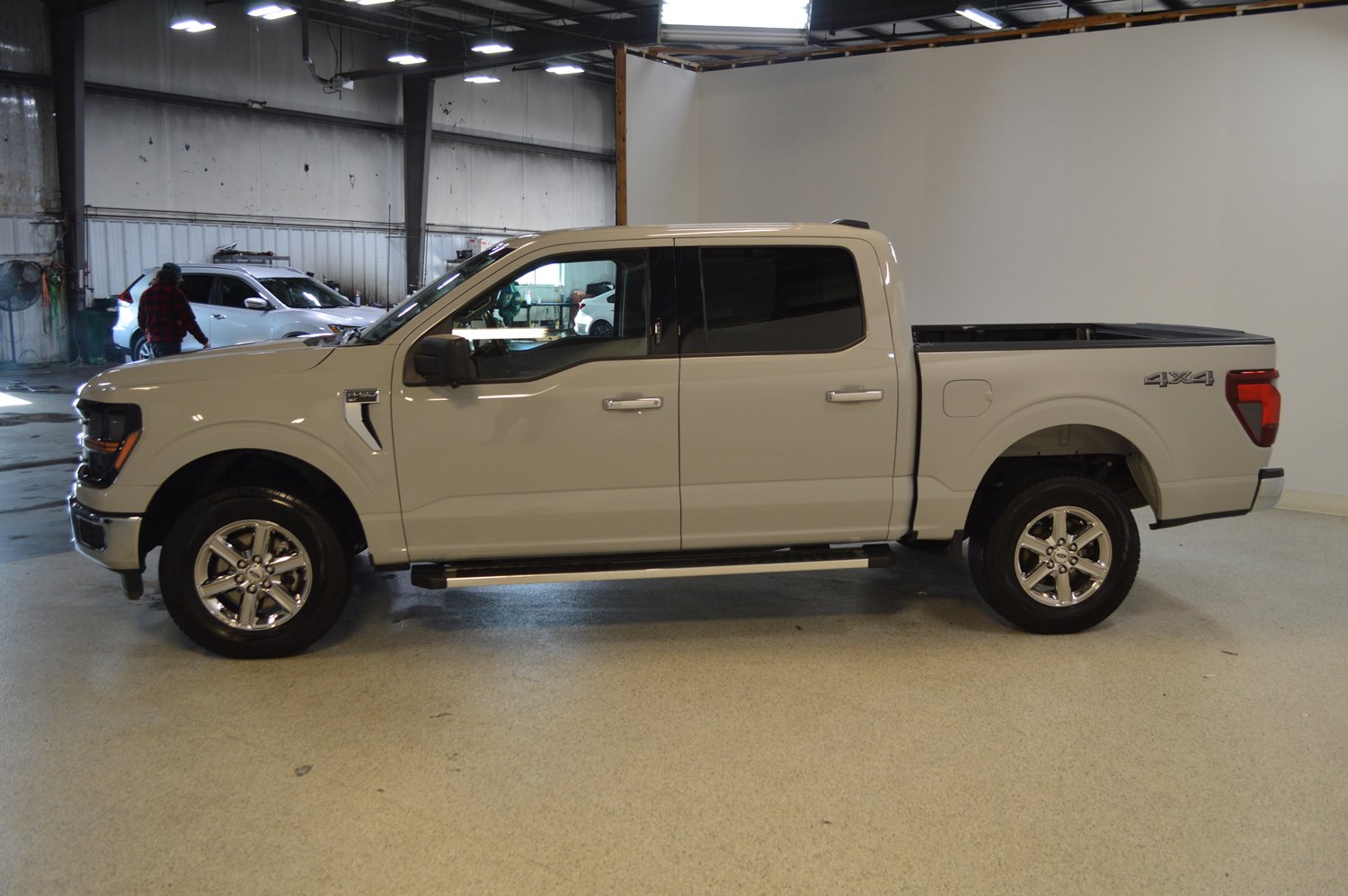 Used 2024 Ford F150 XLT image 6