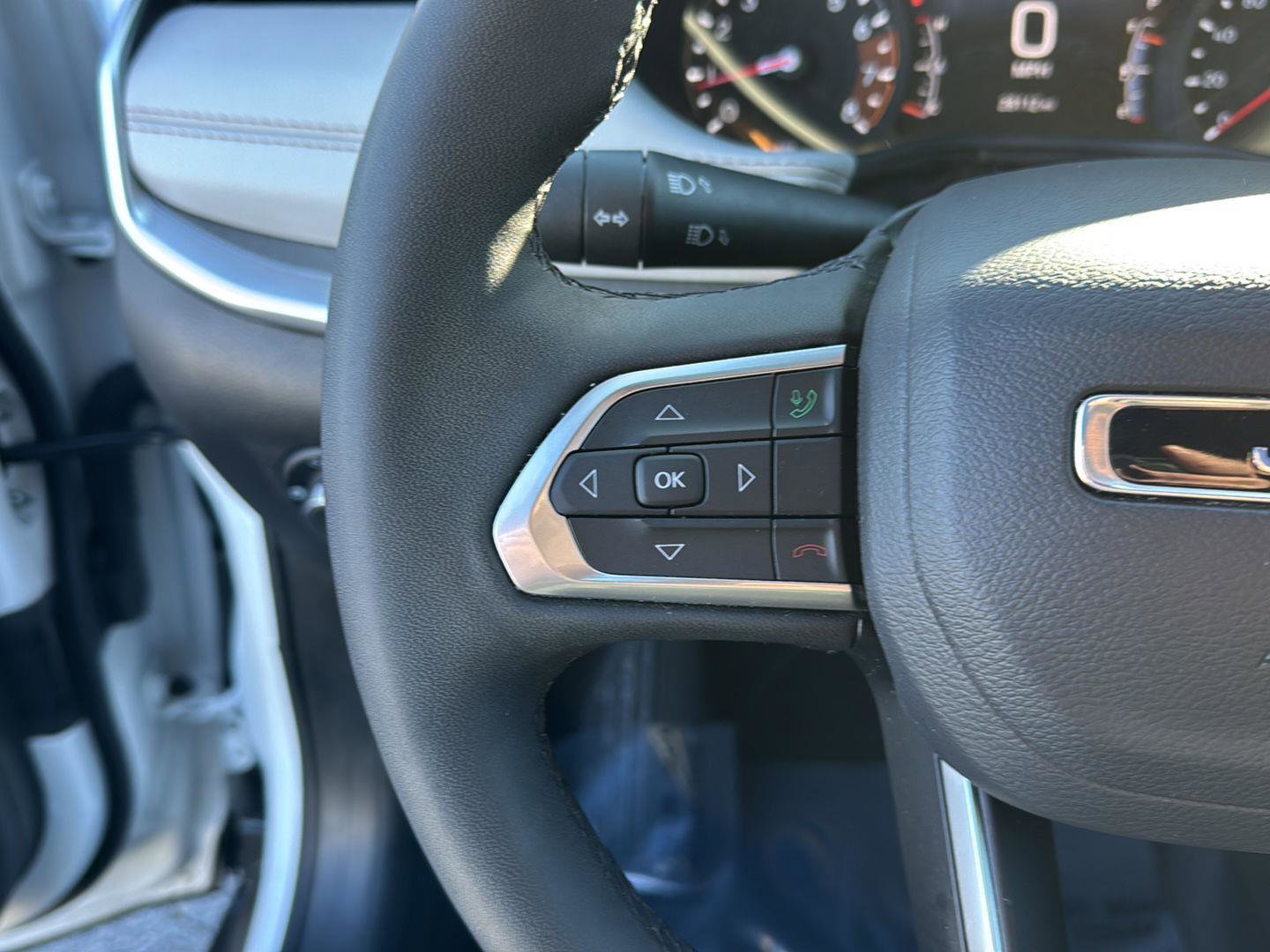 Used 2025 Jeep Compass Limited image 18