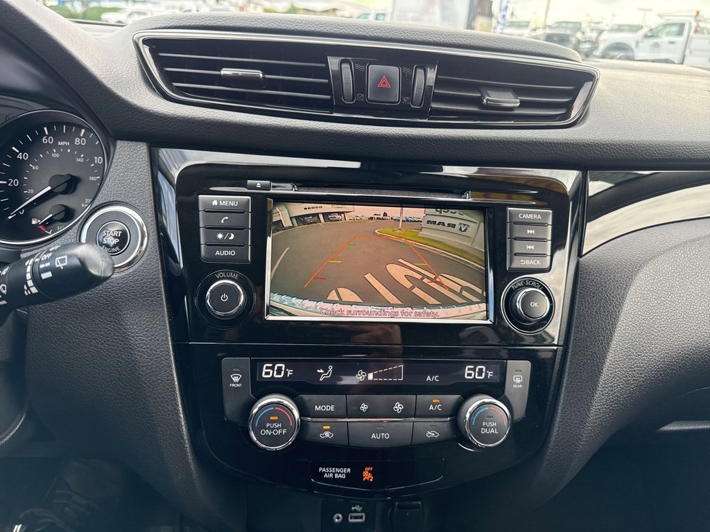 Used 2022 Nissan Rogue Sport SV image 28