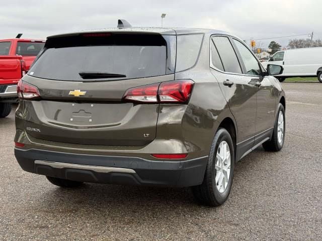 Used 2023 Chevrolet Equinox LT FWD image 5