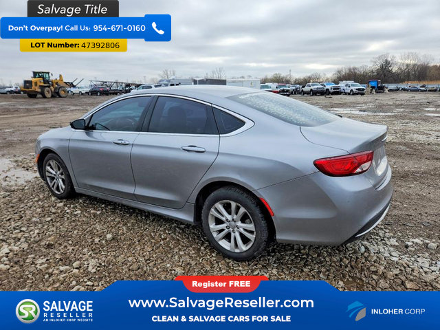 Used 2015 Chrysler 200 Limited FWD image 3