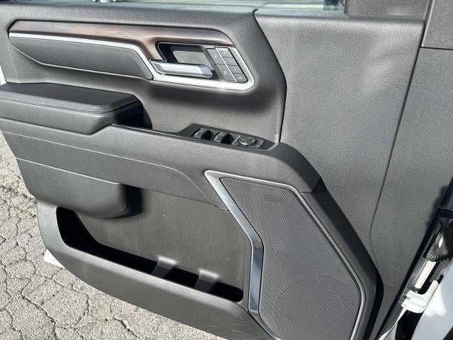 Used 2025 GMC Sierra 2500 SLT AWD/4WD image 12