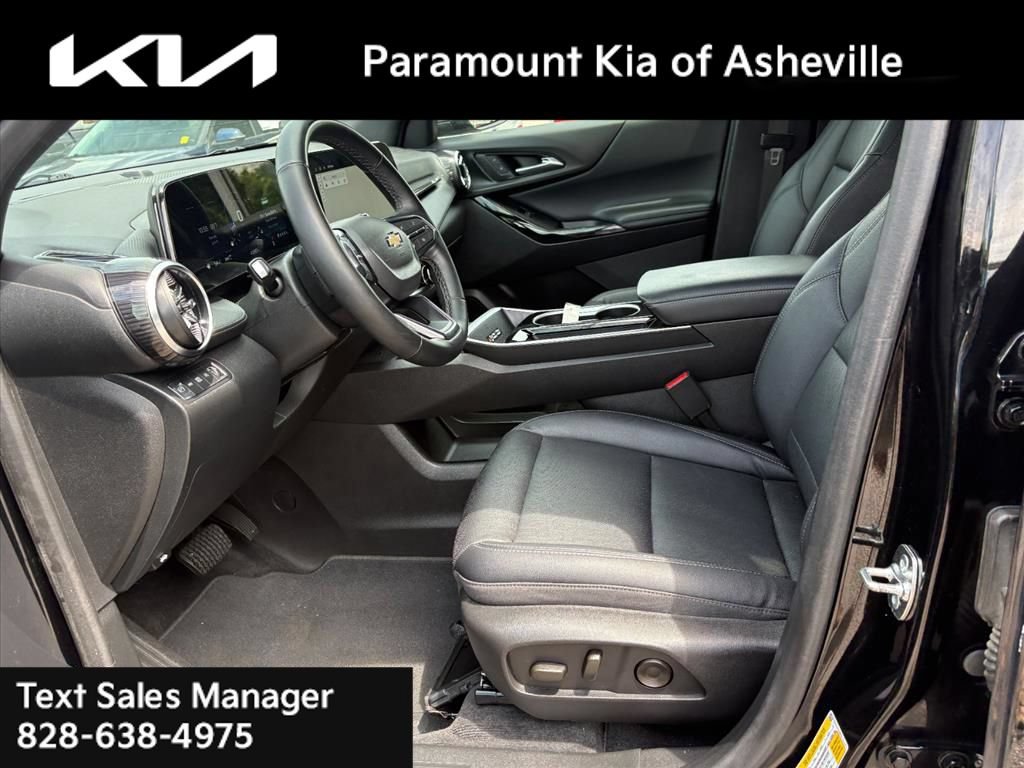 Used 2025 Chevrolet Equinox LT w/ Convenience Package II AWD/4WD image 19