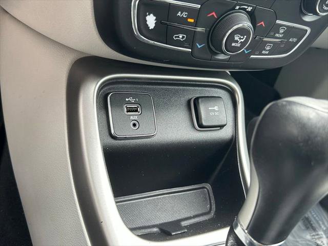 Certified 2019 Jeep Compass Latitude image 24