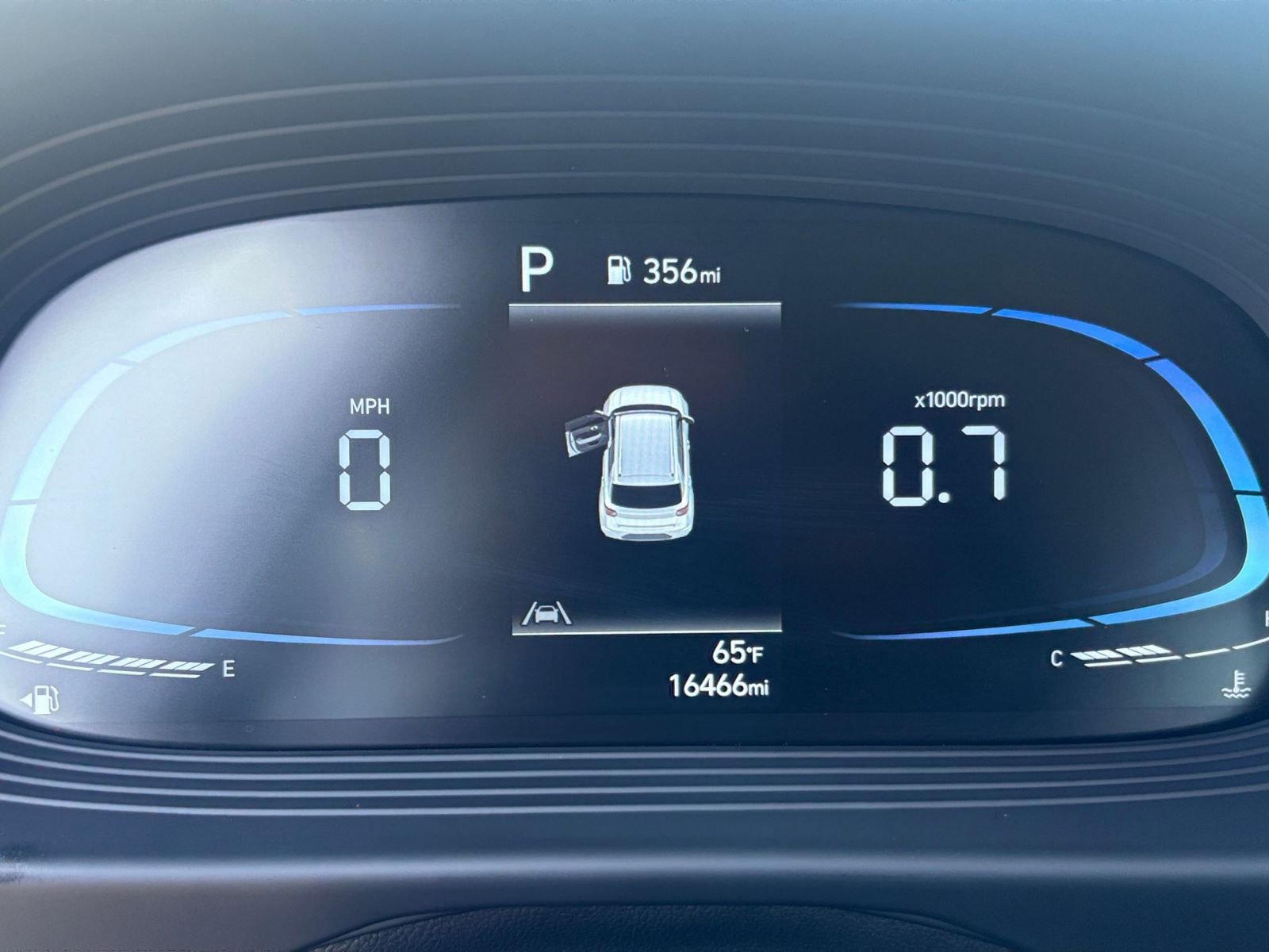 Used 2025 Hyundai Venue SEL FWD image 40