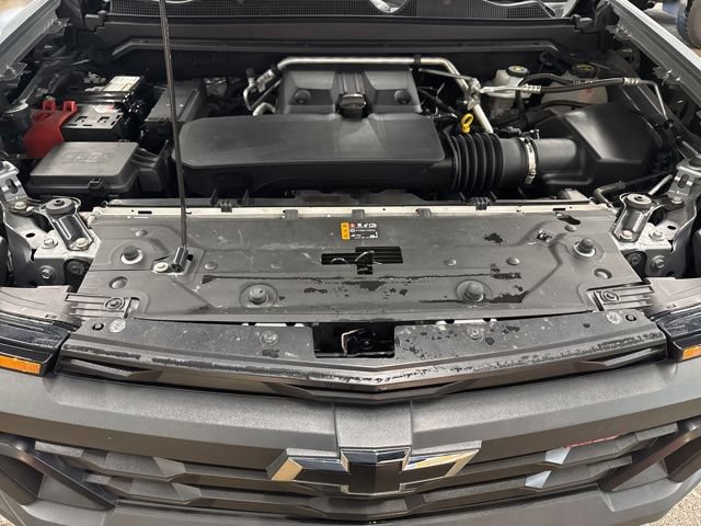 Used 2024 Chevrolet Colorado Trail Boss AWD/4WD image 28