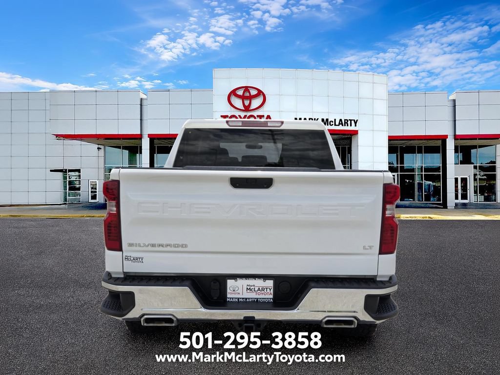 Used 2021 Chevrolet Silverado 1500 LT w/ Z71 Off-Road Package AWD/4WD image 4