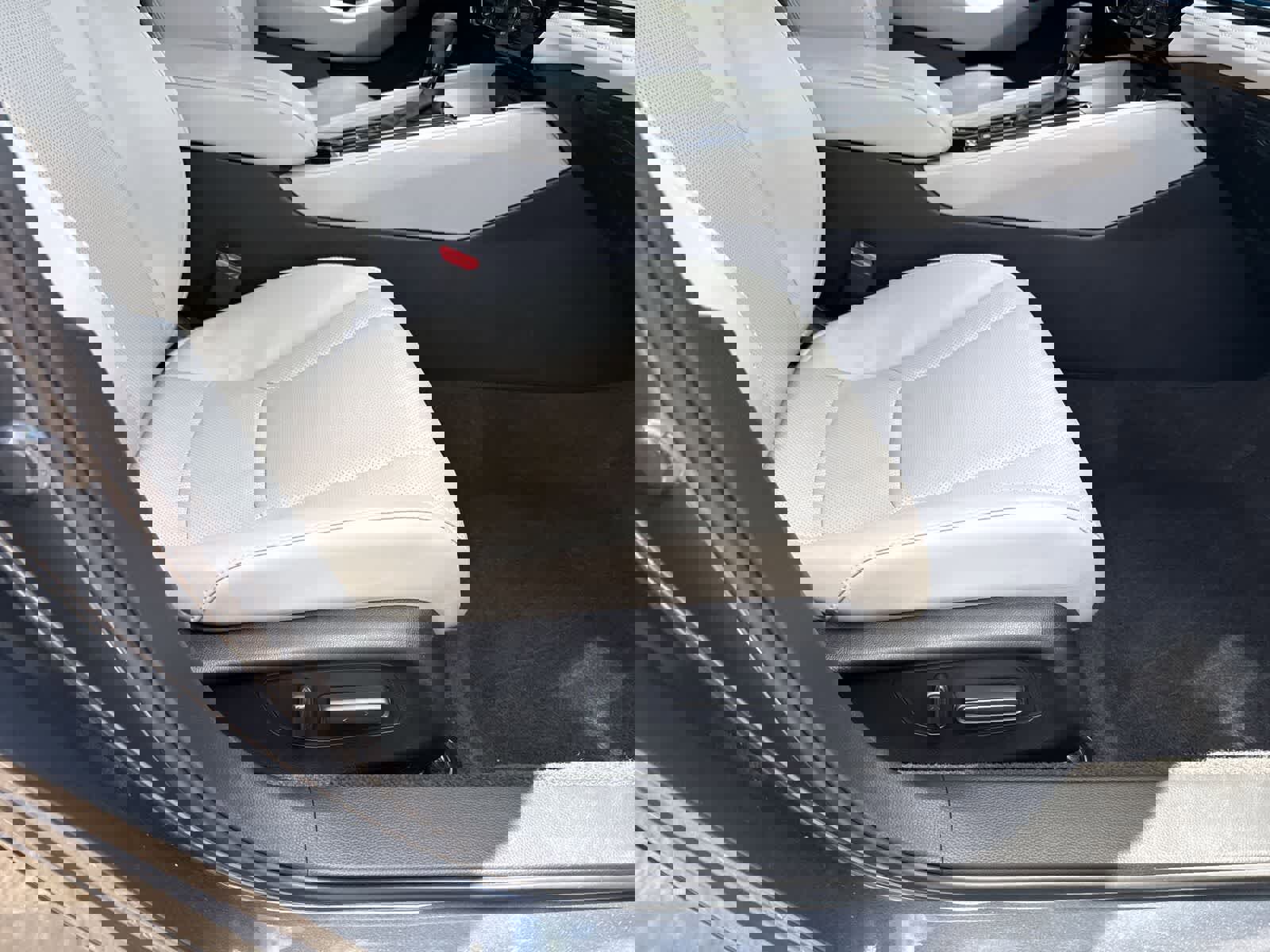 Used 2024 Honda Accord EX-L image 12