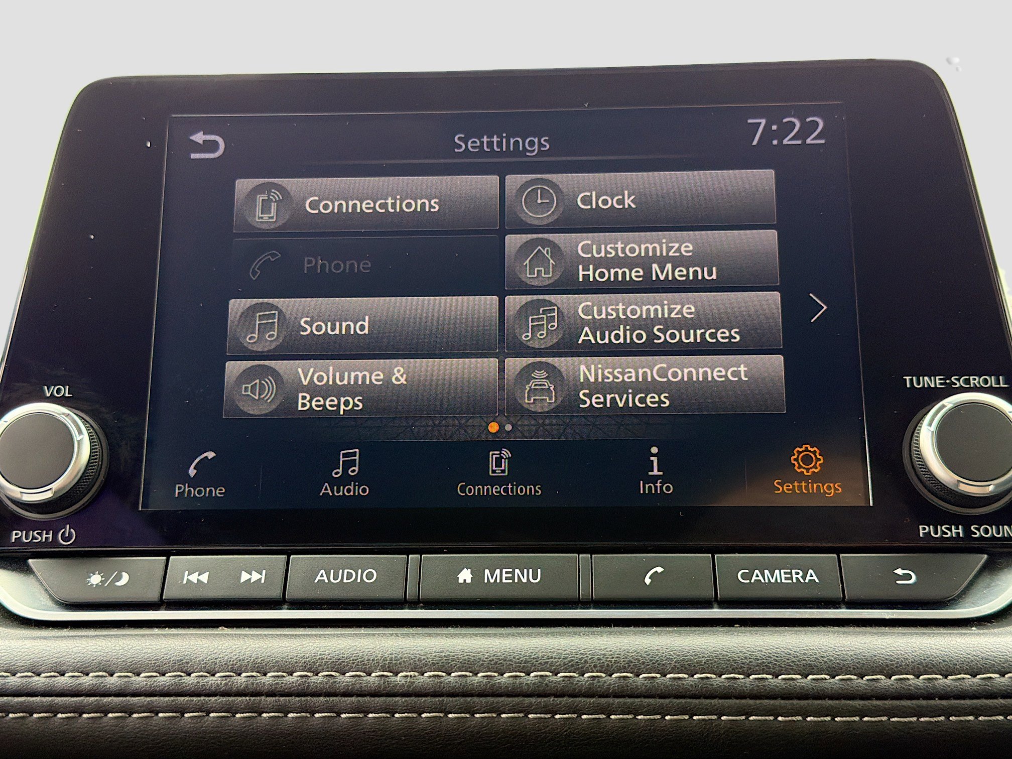 Used 2023 Nissan Rogue SV image 30