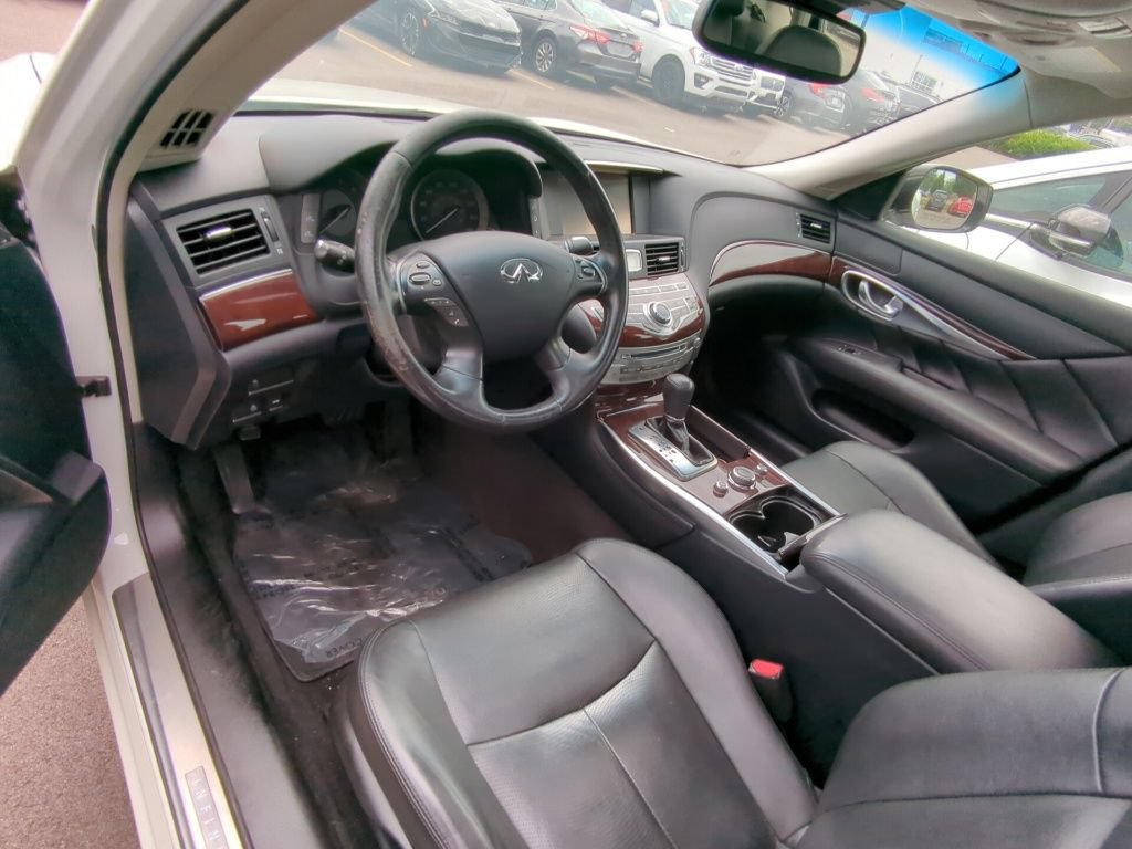Used 2016 INFINITI Q70 3.7 AWD/4WD image 8