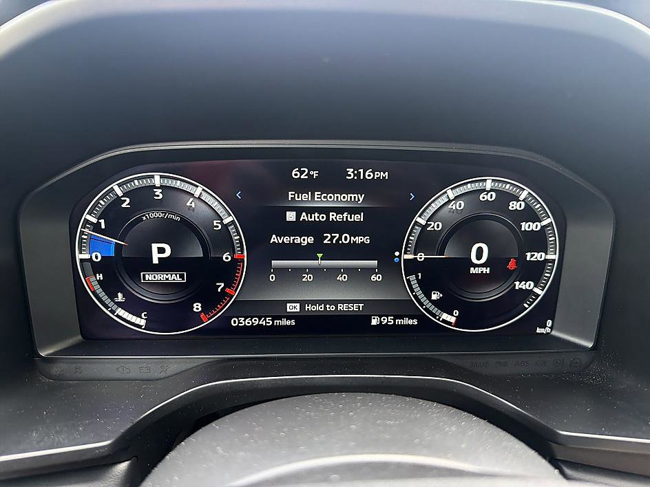 Used 2023 Mitsubishi Outlander SE AWD/4WD image 14
