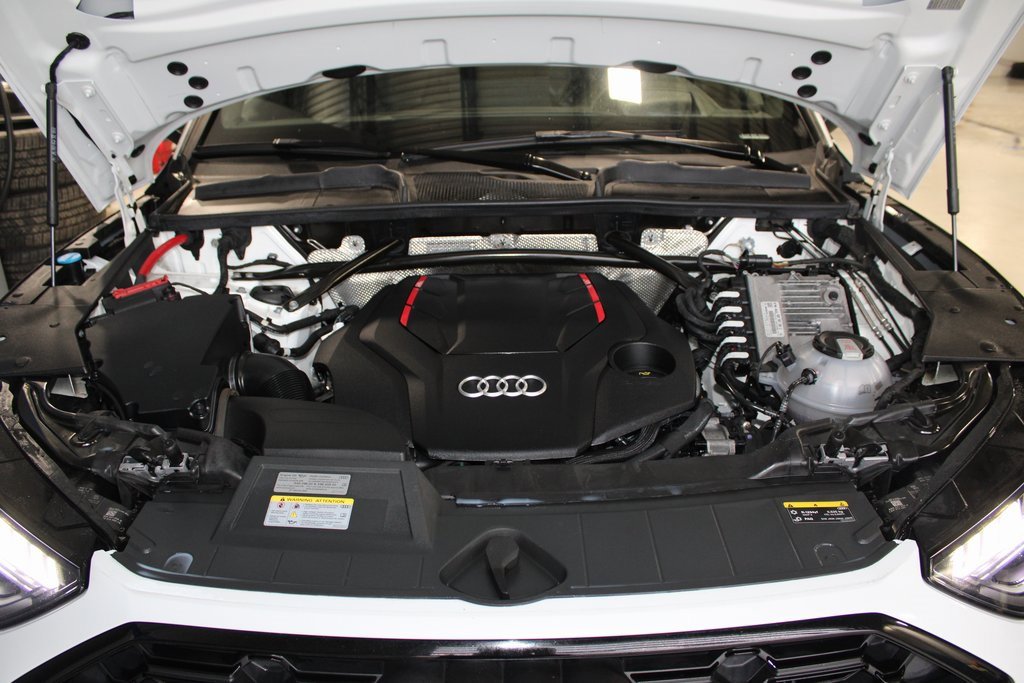 Used 2024 Audi SQ5 Prestige image 15