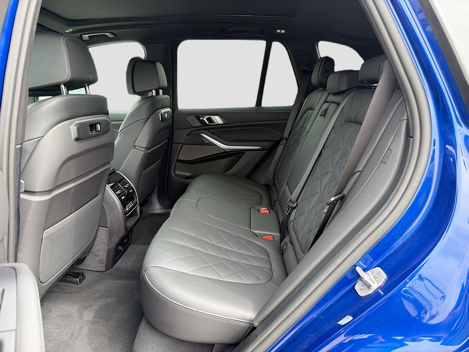 Certified 2026 BMW X5 M60i image 22