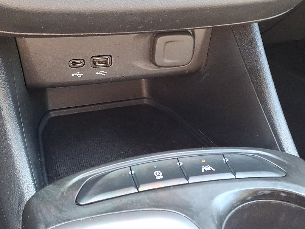 Used 2024 Buick Envista Preferred FWD image 23